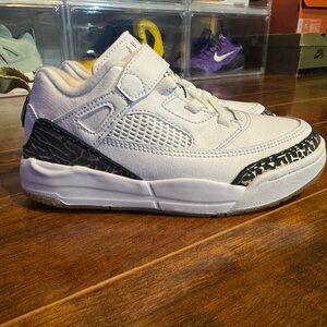 Jordan Spizike Low - White/Metallic Gold/Sail/Black - NWOT